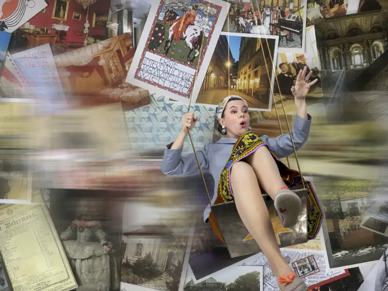 Leni fliegt im Ringelg'spiel – digitale Bildmontage